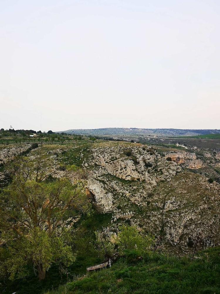 Chiostro Delle Cererie Hotel Matera Exterior photo